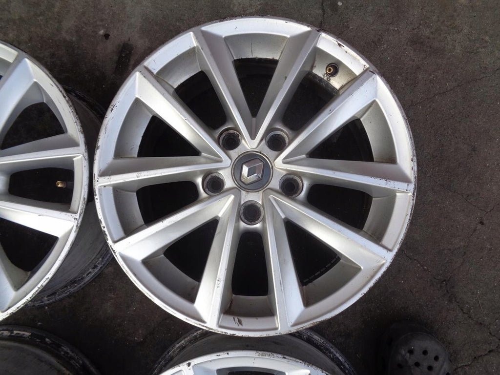 4x Alufelge 16 Zoll 6.5" 5x114.3 403001175R 403002347R Renault Megane I FEL7438242620um