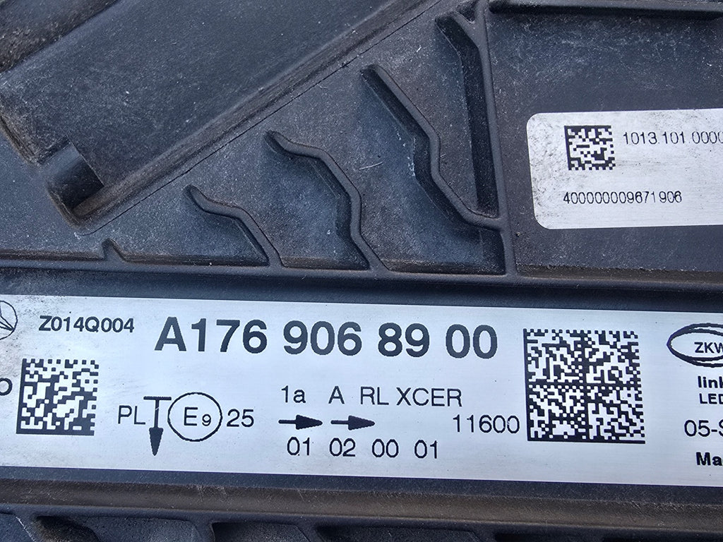 Frontscheinwerfer Mercedes-Benz W176 A1769068900 LED Links Headlight SCH2868922860tf