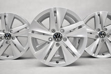 Laden Sie das Bild in den Galerie-Viewer, 4x Alufelge 16 Zoll 7.0" 5x112 48ET Glanz Silber 5H0601025 VW Golf Rim Wheel FEL2988622665qi