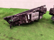 Laden Sie das Bild in den Galerie-Viewer, Frontscheinwerfer BMW IX I20 5A3CEA1 5A3CEA2 Laser Ein Stück (Rechts oder Links) SCH6472957656eo