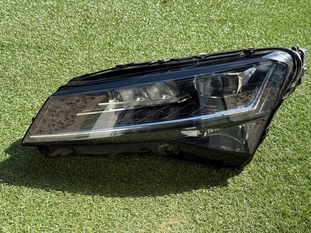 Frontscheinwerfer Skoda Superb III 3V1941015D Links Scheinwerfer Headlight SCH9652974528js