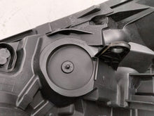 Laden Sie das Bild in den Galerie-Viewer, Frontscheinwerfer Opel Vivaro B 95527870 FALSE Scheinwerfer Headlight SCH5284151424pf