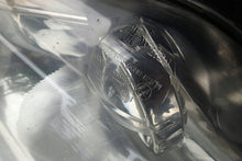 Laden Sie das Bild in den Galerie-Viewer, Frontscheinwerfer Alfa Romeo 166 Xenon Ein Stück (Rechts oder Links) Headlight SCH2241610660ul