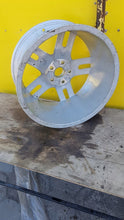 Load image into Gallery viewer, 1x Alufelge 18 Zoll 8.0&quot; 5x112 8J0601025AR Audi Tt Rim Wheel