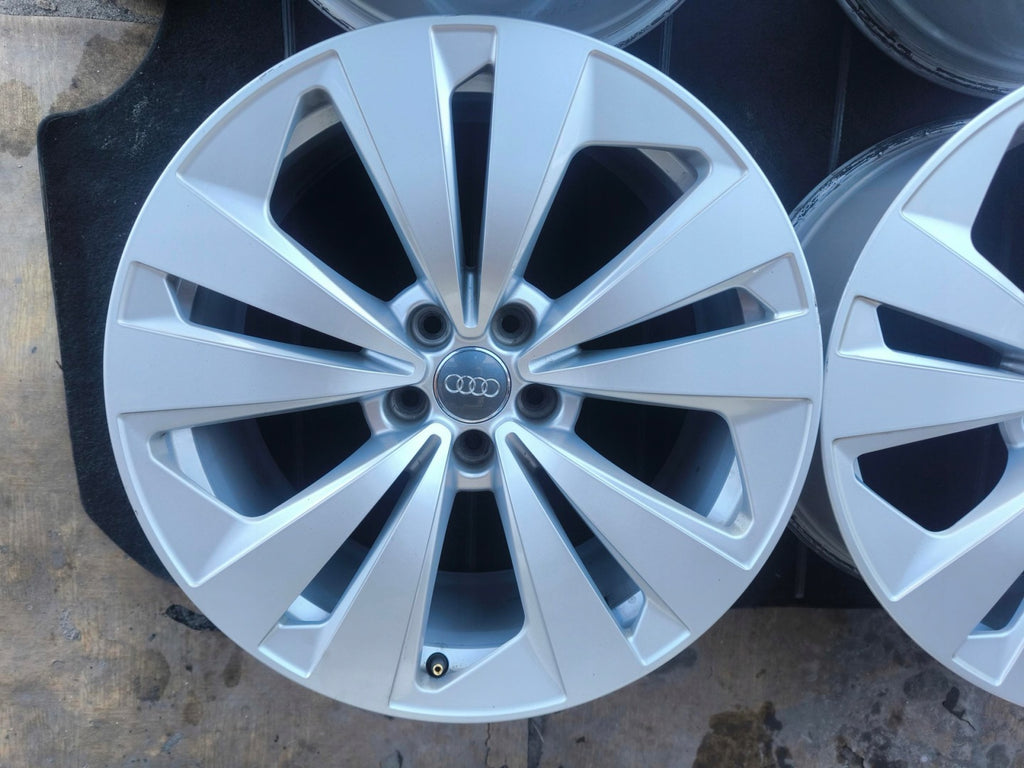 4x Alufelge 19 Zoll 8.5" 5x112 20ET 4M8601025 Audi Q5 Q3 Passat Phaeton FEL7324142562ll