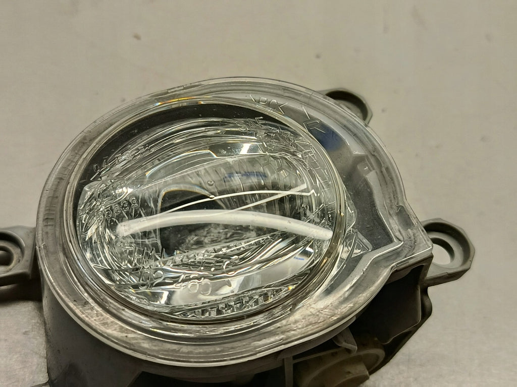Frontscheinwerfer Toyota Hilux VIII 81210-02220 Rechts Scheinwerfer Headlight SCH8481708366ts
