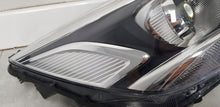 Laden Sie das Bild in den Galerie-Viewer, Frontscheinwerfer Ford Focus C-Max F1CB13D152-AF Xenon Rechts Headlight