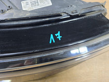 Laden Sie das Bild in den Galerie-Viewer, Frontscheinwerfer VW Passat 3J1941006 Rechts Scheinwerfer Headlight SCH3918227051ks