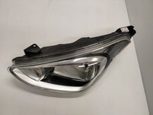 Load image into Gallery viewer, Frontscheinwerfer Hyundai I10 92101B9300 Ein Stück (Rechts oder Links) Headlight