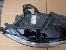 Load image into Gallery viewer, Frontscheinwerfer Volvo Xc60 II 32337375 LED Rechts Scheinwerfer Headlight SCH6179732422an