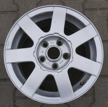 Laden Sie das Bild in den Galerie-Viewer, 4x Alufelge 15 Zoll 7.0" 5x112 45ET Glanz Silber Audi I Rim Wheel FEL8981235543tw