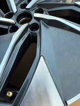 Load image into Gallery viewer, 1x Alufelge 19 Zoll 8.0" 5x108 45ET Glanz 11A601025M VW Rim Wheel FEL2480182583tk