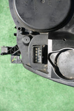 Load image into Gallery viewer, Frontscheinwerfer Opel Zafira B 24451045RH Xenon Rechts Scheinwerfer Headlight SCH4952726319pb