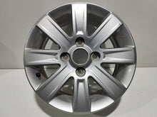 Load image into Gallery viewer, 1x Alufelge 15 Zoll 6.0" 4x114.3 46ET Glanz Silber 4250B671 Mitsubishi Colt I FEL5228611484qo