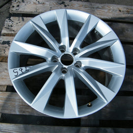 1x Alufelge 19 Zoll 8.5