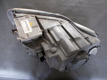 Laden Sie das Bild in den Galerie-Viewer, Frontscheinwerfer Audi A4 B7 8E0941003AM Xenon Ein Stück (Rechts oder Links) SCH2782064304nz