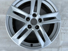 Laden Sie das Bild in den Galerie-Viewer, 1x Alufelge 17 Zoll 7.0" 5x112 42ET Glanz 8W0601025P Audi A5 A4 Rim Wheel FEL5764198677yb
