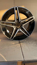 Load image into Gallery viewer, 1x Alufelge 18 Zoll 8.5" 5x112 52ET Glanz Schwarz A2064011800 Mercedes-Benz W206 FEL3593894599bc
