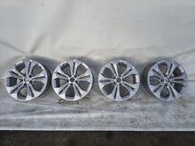 Laden Sie das Bild in den Galerie-Viewer, 4x Alufelge 17 Zoll 7.5" 5x120 52ET 6856065 BMW F39 F48 Rim Wheel FEL5872182207yy