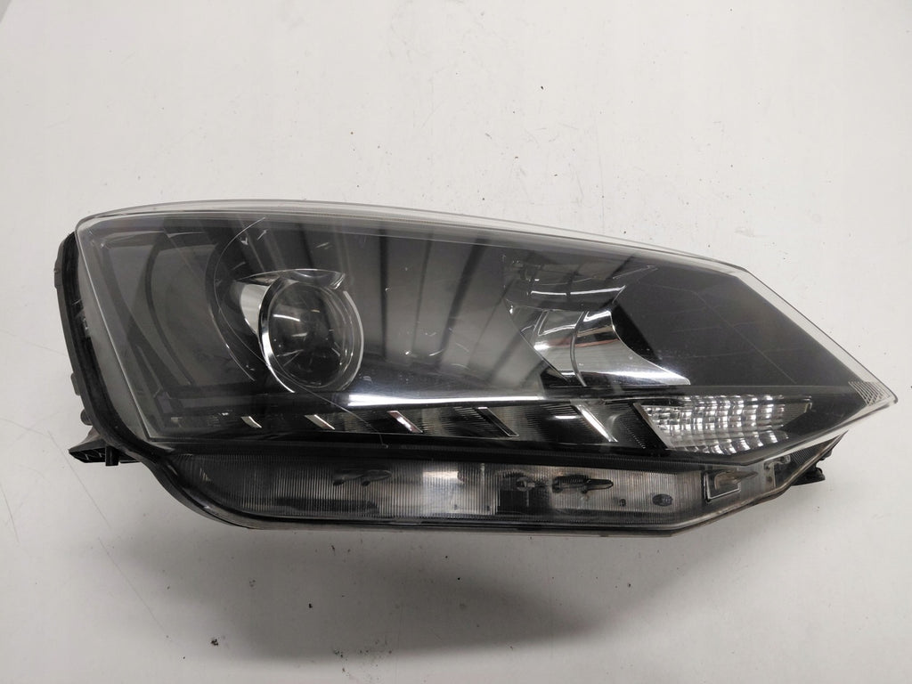 Frontscheinwerfer Skoda Fabia III 6VB941016B Rechts Scheinwerfer Headlight SCH9657402519hf