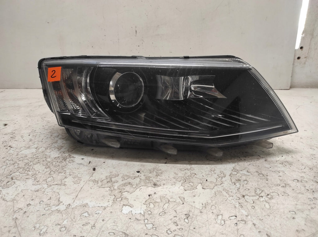 Frontscheinwerfer Skoda Octavia III 5E1941016B Xenon Rechts Headlight SCH2950844443fi