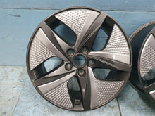 Load image into Gallery viewer, 2x Alufelge 17 Zoll 7.0" 5x114.3 53ET Glanz Schwarz 52910-G2600 Hyundai Ioniq FEL2245560370ol