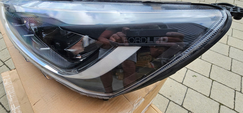 Frontscheinwerfer Ford Focus IV NX7B-13E015-CF LED Ein Stück (Rechts oder Links) SCH8652974004cr