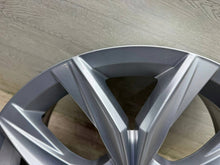 Laden Sie das Bild in den Galerie-Viewer, 1x Alufelge 18 Zoll 5NA601025B VW Tiguan Rim Wheel FEL3005494825wn