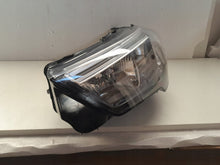 Laden Sie das Bild in den Galerie-Viewer, Frontscheinwerfer Opel Crossland X 13467967 1346968 Ein Satz Headlight SCH6867556162jk