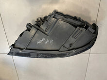 Load image into Gallery viewer, Frontscheinwerfer Volvo V50 3098890 Xenon Rechts Scheinwerfer Headlight SCH8872056310vp