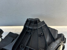 Laden Sie das Bild in den Galerie-Viewer, Frontscheinwerfer Mercedes-Benz W213 A2139066504 LED Rechts oder Links SCH2554607027np