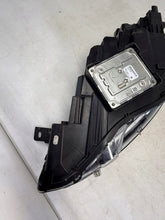 Laden Sie das Bild in den Galerie-Viewer, Frontscheinwerfer Ford Kuga III LV4B-13E016-AK LV4B13E016AKLV4B13E016AK Rechts SCH2166075629wj