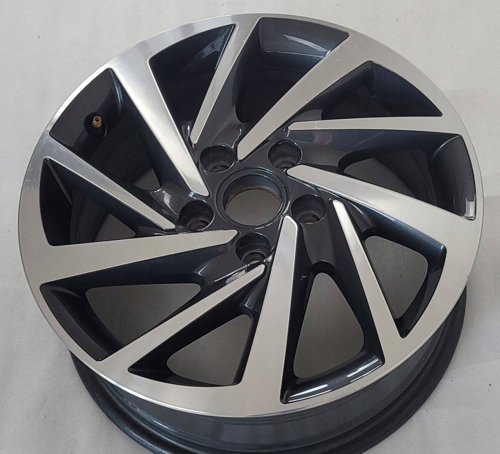 1x Alufelge 16 Zoll 6.5" 5x112 46ET 5G0601025DM Ds Golf Vii Rim Wheel FEL4384569342hi