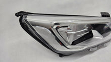 Laden Sie das Bild in den Galerie-Viewer, Frontscheinwerfer Ford Focus JX7B-13W029-AE LED Rechts Scheinwerfer Headlight