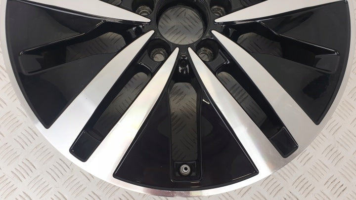 1x Alufelge 17 Zoll 6.5" 5x112 44ET Glanz Schwarz A1774010200 Mercedes-Benz W177 FEL5910989940qh