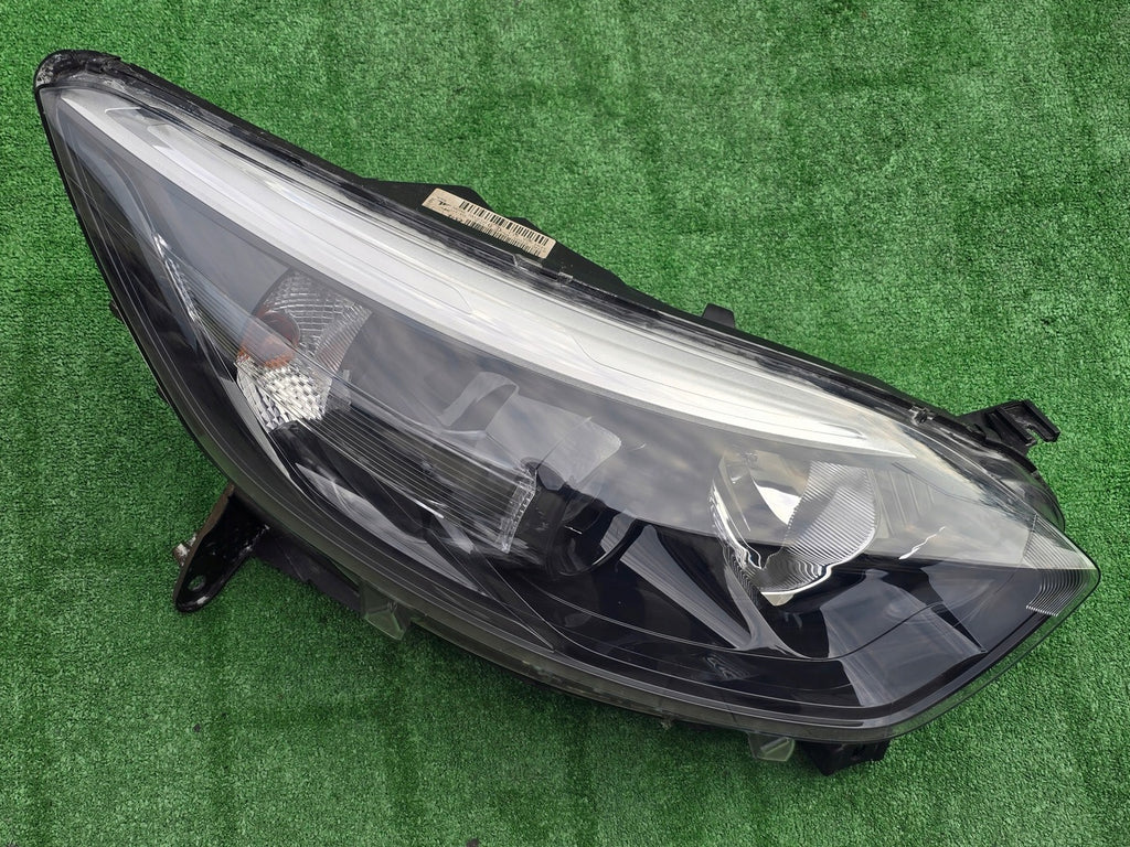 Frontscheinwerfer Renault Captur 260100855R Rechts Scheinwerfer Headlight SCH9715495677sr