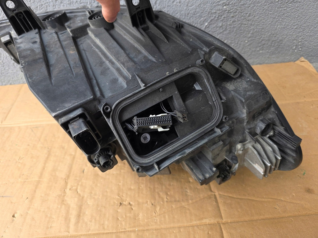 Frontscheinwerfer Mercedes-Benz Sprinter A9109068100 LED Links Headlight