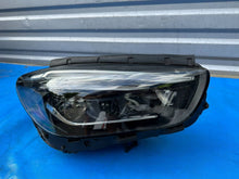 Laden Sie das Bild in den Galerie-Viewer, Frontscheinwerfer Mercedes-Benz W247 A2479068405 LED Rechts Headlight SCH3469791169gk