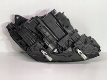 Laden Sie das Bild in den Galerie-Viewer, Frontscheinwerfer BMW 2 Active Tourer U06 5A431C3-07 LED Links Headlight SCH6738106990er