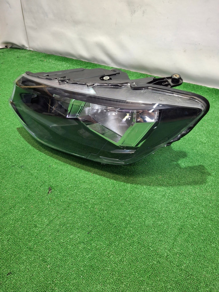 Frontscheinwerfer VW Caddy 2K8941005DTM Links Scheinwerfer Headlight SCH6343483701ak