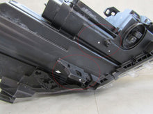 Laden Sie das Bild in den Galerie-Viewer, Frontscheinwerfer Mercedes-Benz W246 A2468207761 Xenon Links Headlight SCH7928491467oc
