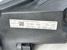 Laden Sie das Bild in den Galerie-Viewer, Frontscheinwerfer Skoda Superb III 3V1941016D Full LED Rechts Headlight