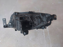 Laden Sie das Bild in den Galerie-Viewer, Frontscheinwerfer BMW E91 E90 7202582 Rechts Scheinwerfer Headlight SCH8816816234ts