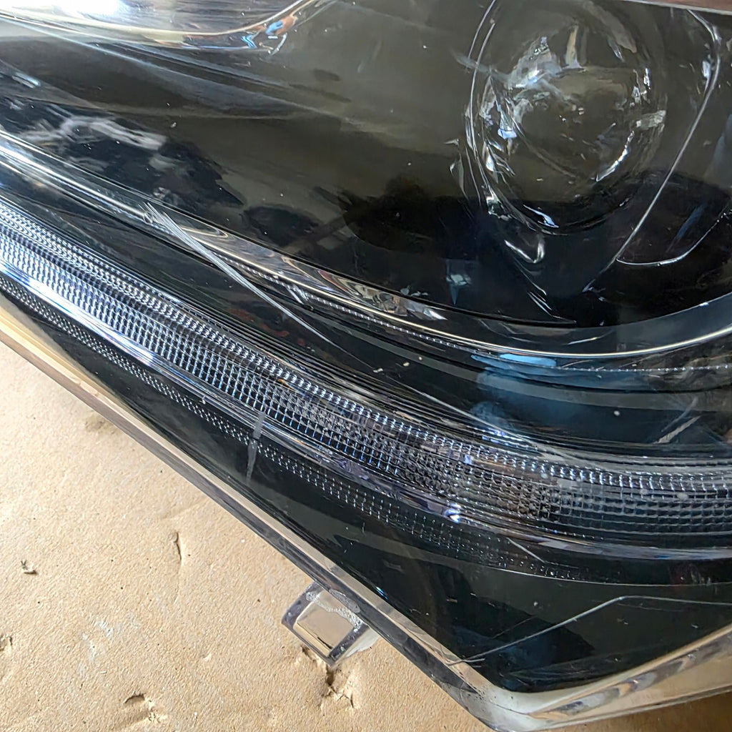 Frontscheinwerfer Toyota Corolla 81150-02L70 Links Scheinwerfer Headlight SCH8146838495kw