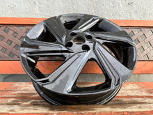 Laden Sie das Bild in den Galerie-Viewer, 1x Alufelge 17 Zoll 5.0" 4x100 40ET Glanz Schwarz PW457-0H015 Toyota Aygo FEL6185334424xt
