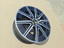 Laden Sie das Bild in den Galerie-Viewer, 1x Alufelge 19 Zoll 7.5" 5x112 A2434012000 Mercedes-Benz Eqa H243 Eqb X243 FEL2605554023ux