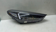 Laden Sie das Bild in den Galerie-Viewer, Frontscheinwerfer Hyundai Tucson 92102-D7700 LED Rechts Scheinwerfer Headlight