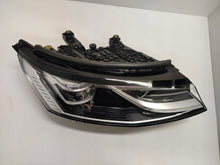 Laden Sie das Bild in den Galerie-Viewer, Frontscheinwerfer VW Transporter 7T1941081C Ein Stück (Rechts oder Links) SCH3967943164bd