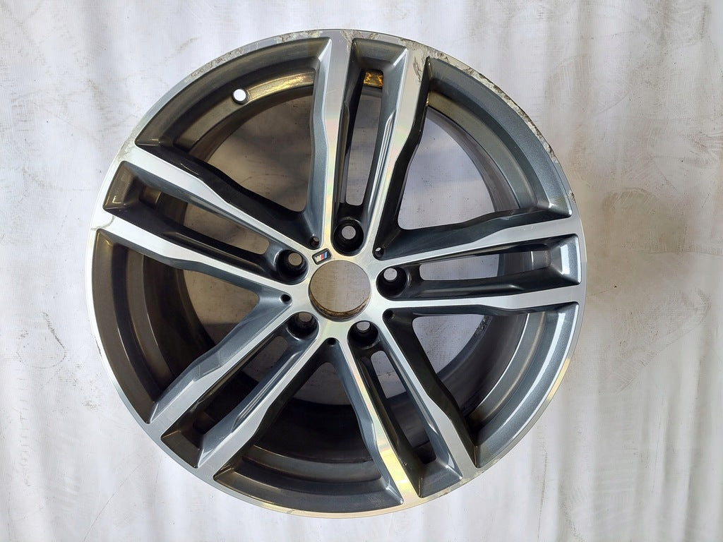 1x Alufelge 19 Zoll 8.5