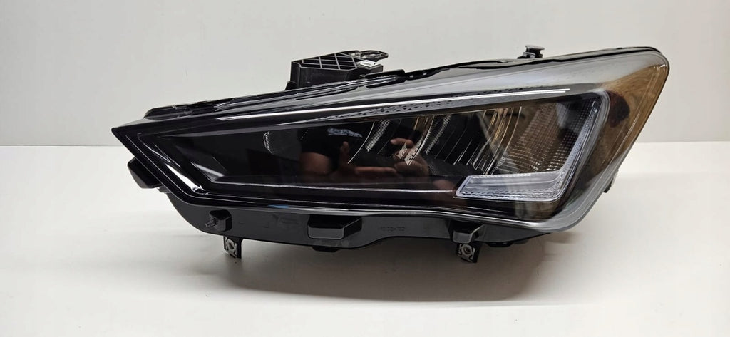 Frontscheinwerfer Seat Leon 5FB941005D LED Ein Stück (Rechts oder Links)